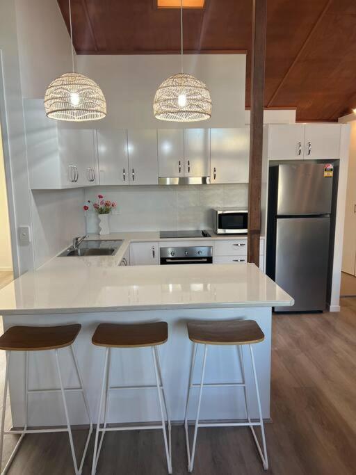 The Villas - Hervey Bay - 2 Separate Villas Urangan 外观 照片